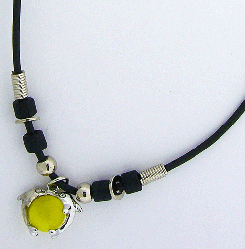 Rubber necklace with dolphin pendent